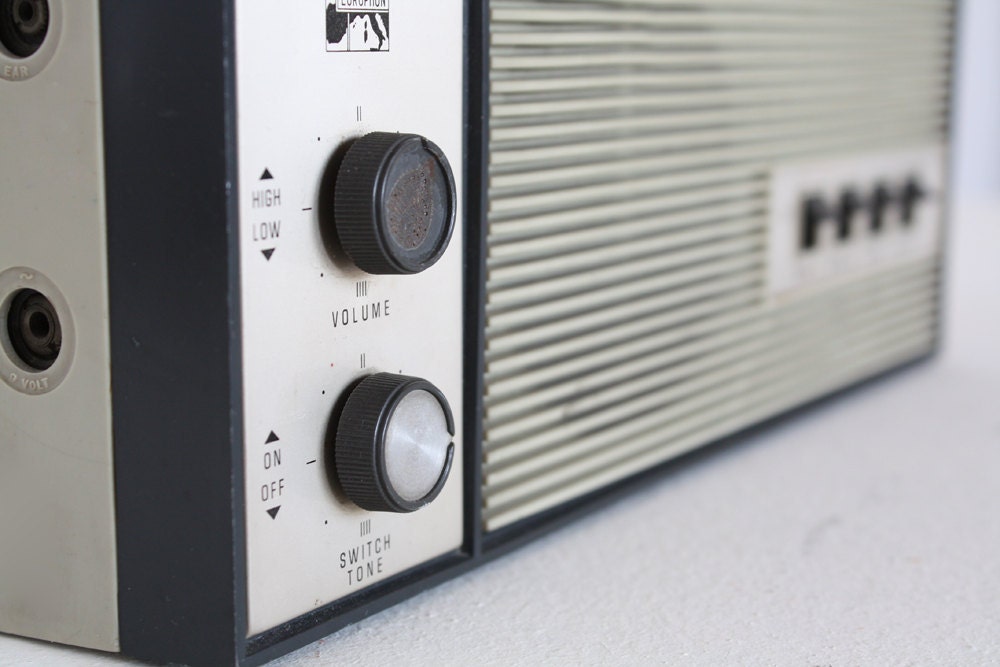 Vintage black and cream radio