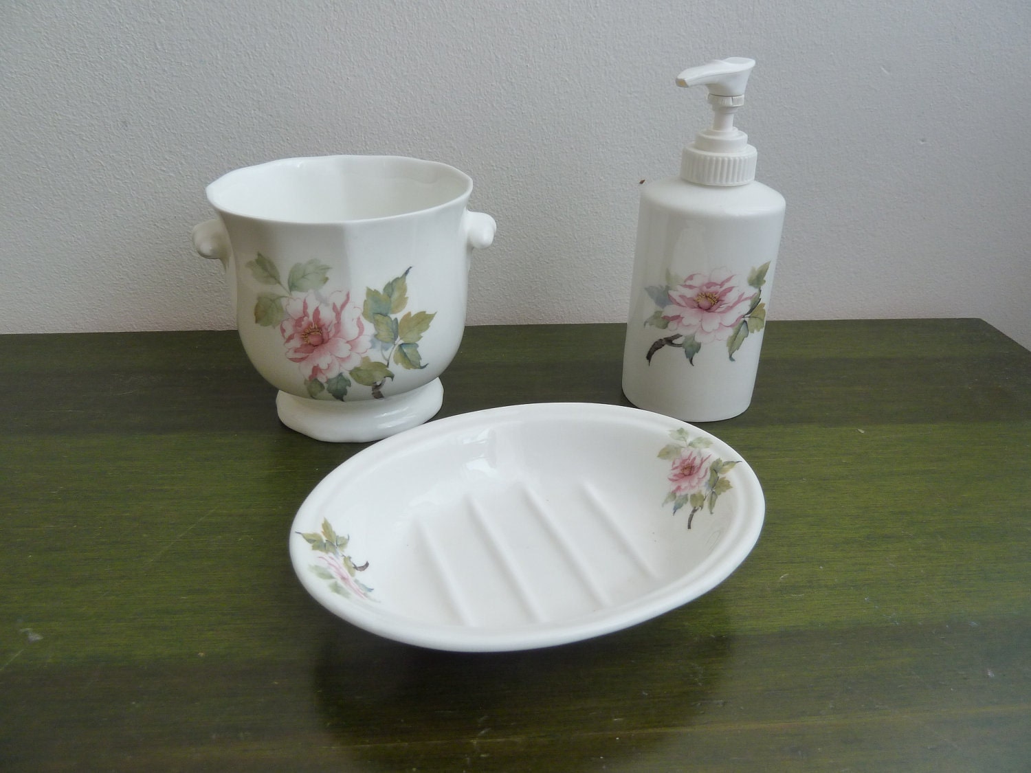 Vintage bath set porcelain Hadida Made in England by orlova1