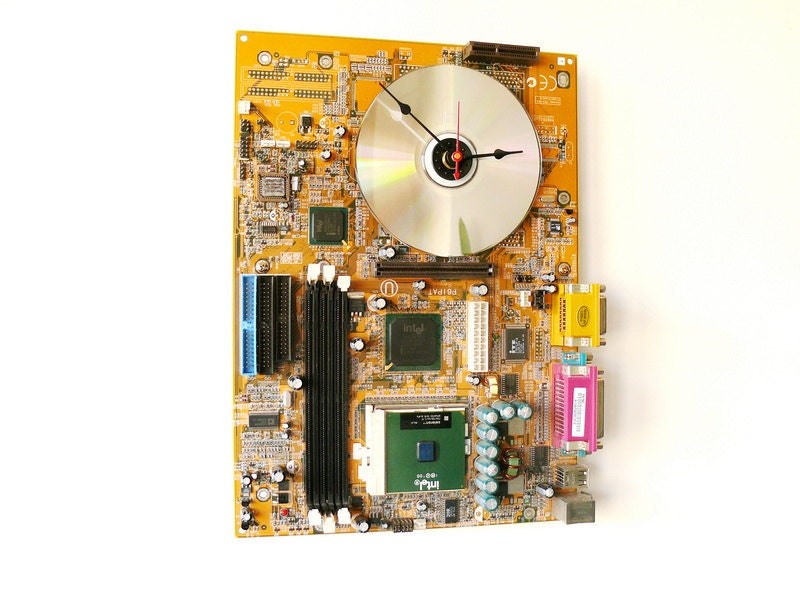 Wall clock made from a recycled Computer circuit board