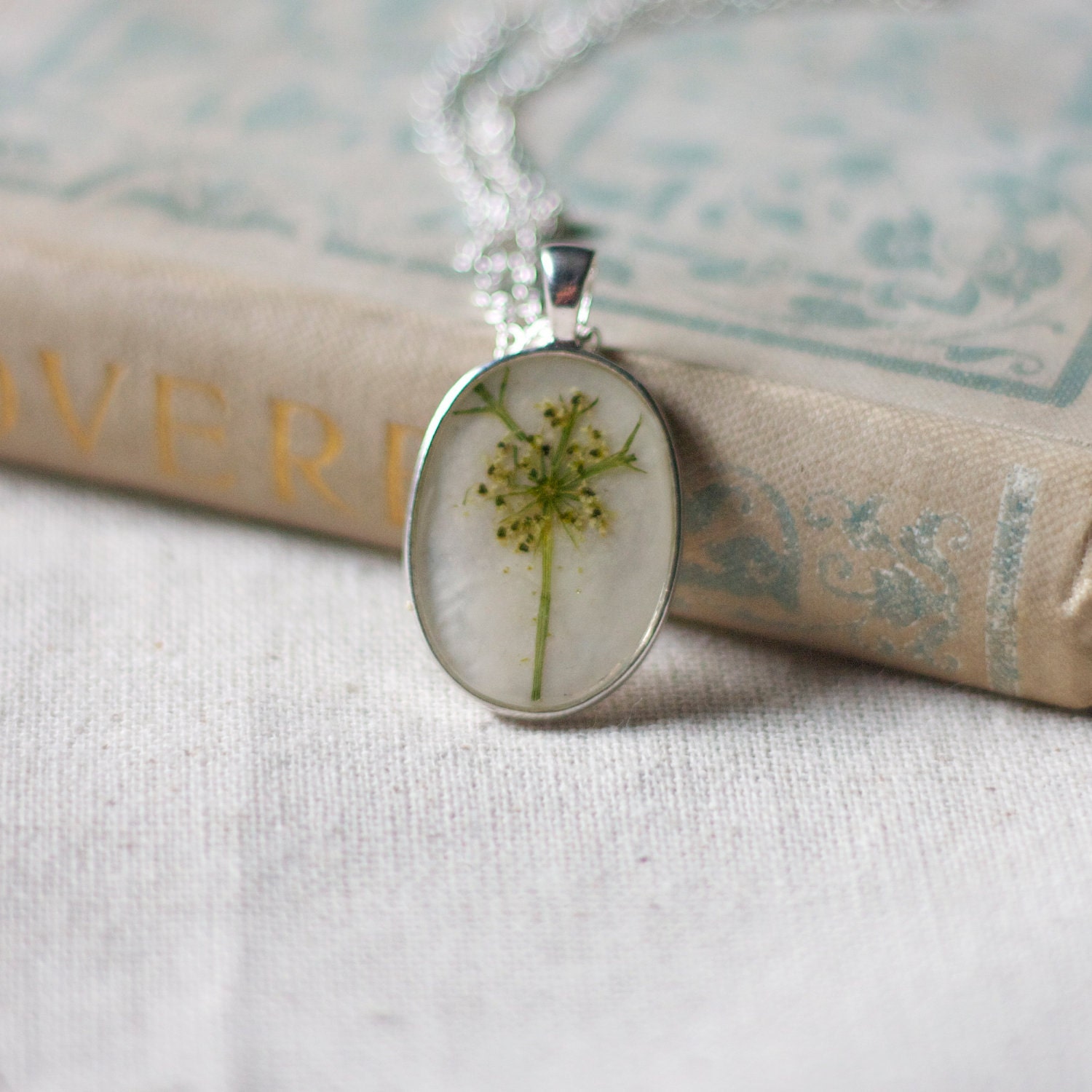 pressed flower necklace snowflake real resin queen annes lace botanical pendent christmas holiday winter fashion handmade jewelry silver