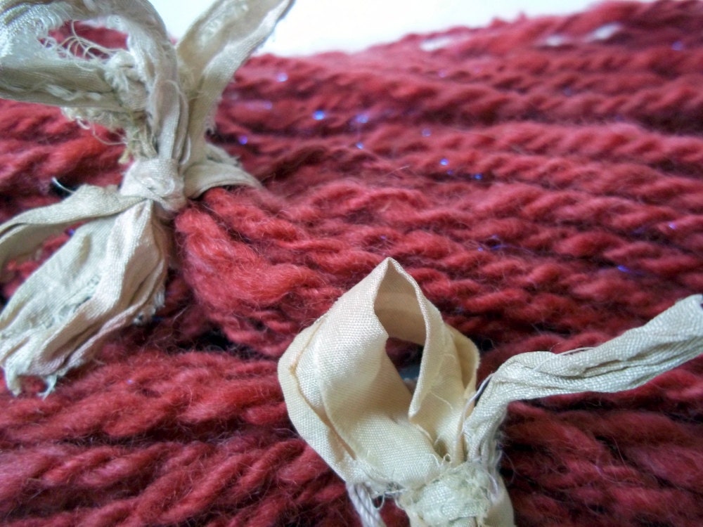 Freyja's Lipstick - Romney wool handspun yarn - 62 yards 2-ply bulky - hand dyed raspberry red pink