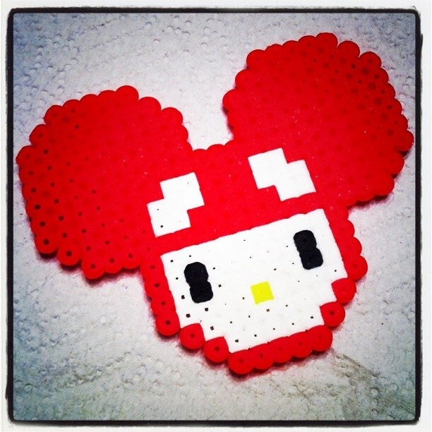 Hello Kitty Deadmau5