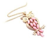 Short paragraph owl pendant necklace