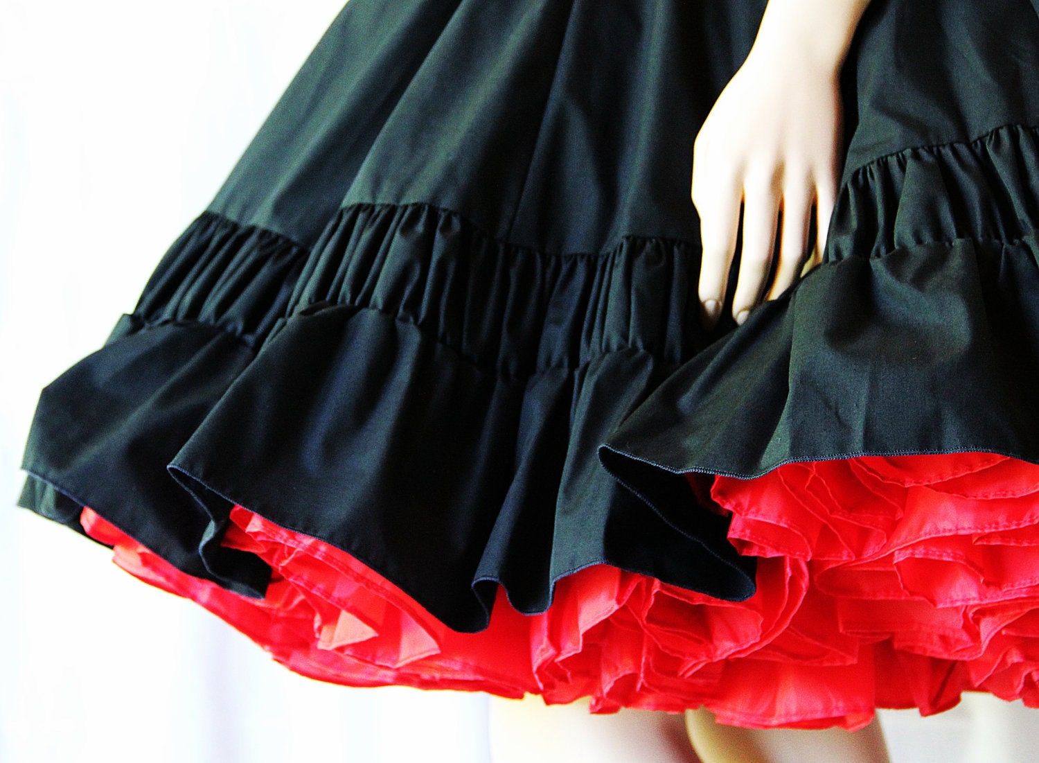 Rockabilly Skirt / Circle Skirt / Steampunk Goth Black / Square Dance / Year Round FUN