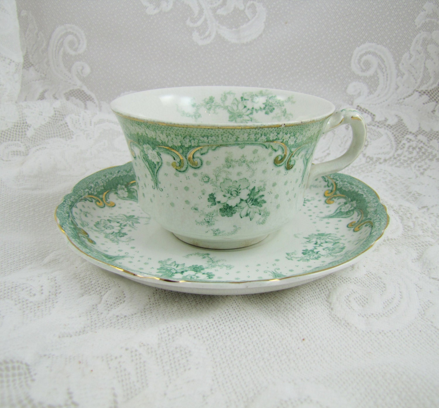 Antique Alfred Meakin Teacup Selwyn Pattern- Royal Semi-Porcelain, 1891-1930, Green Floral