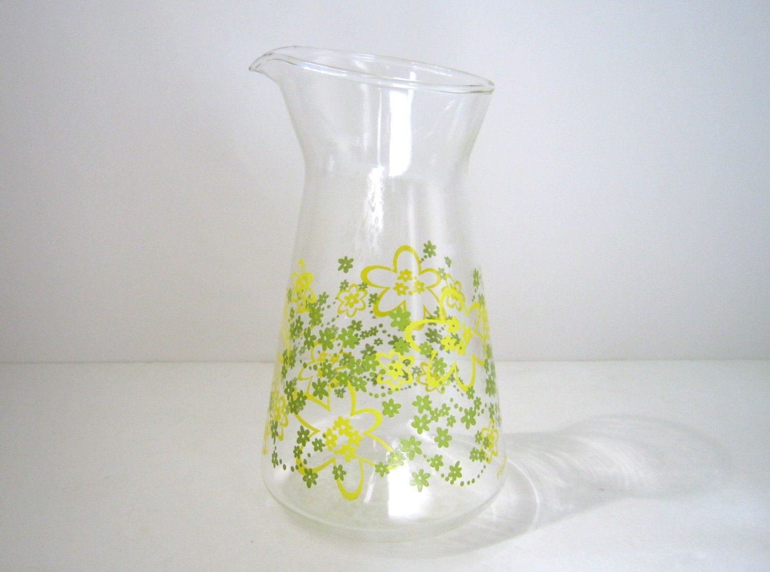 pyrex juice pitcher