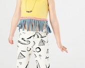 Snake Pyramid Leggings in Black on Creme