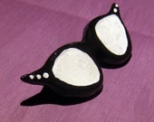 Retro Glasses Brooch