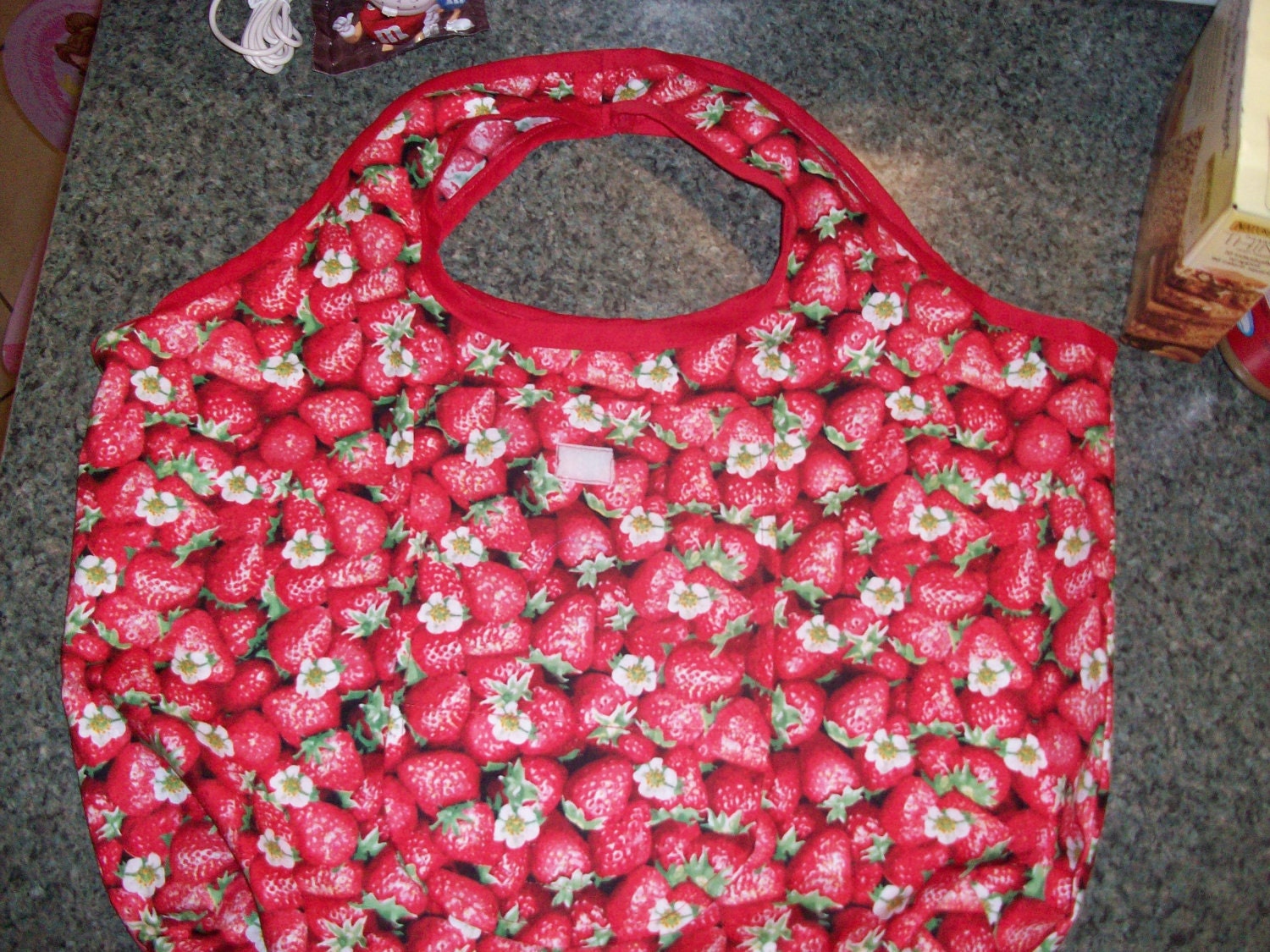 re-useable strawberry shopping bag