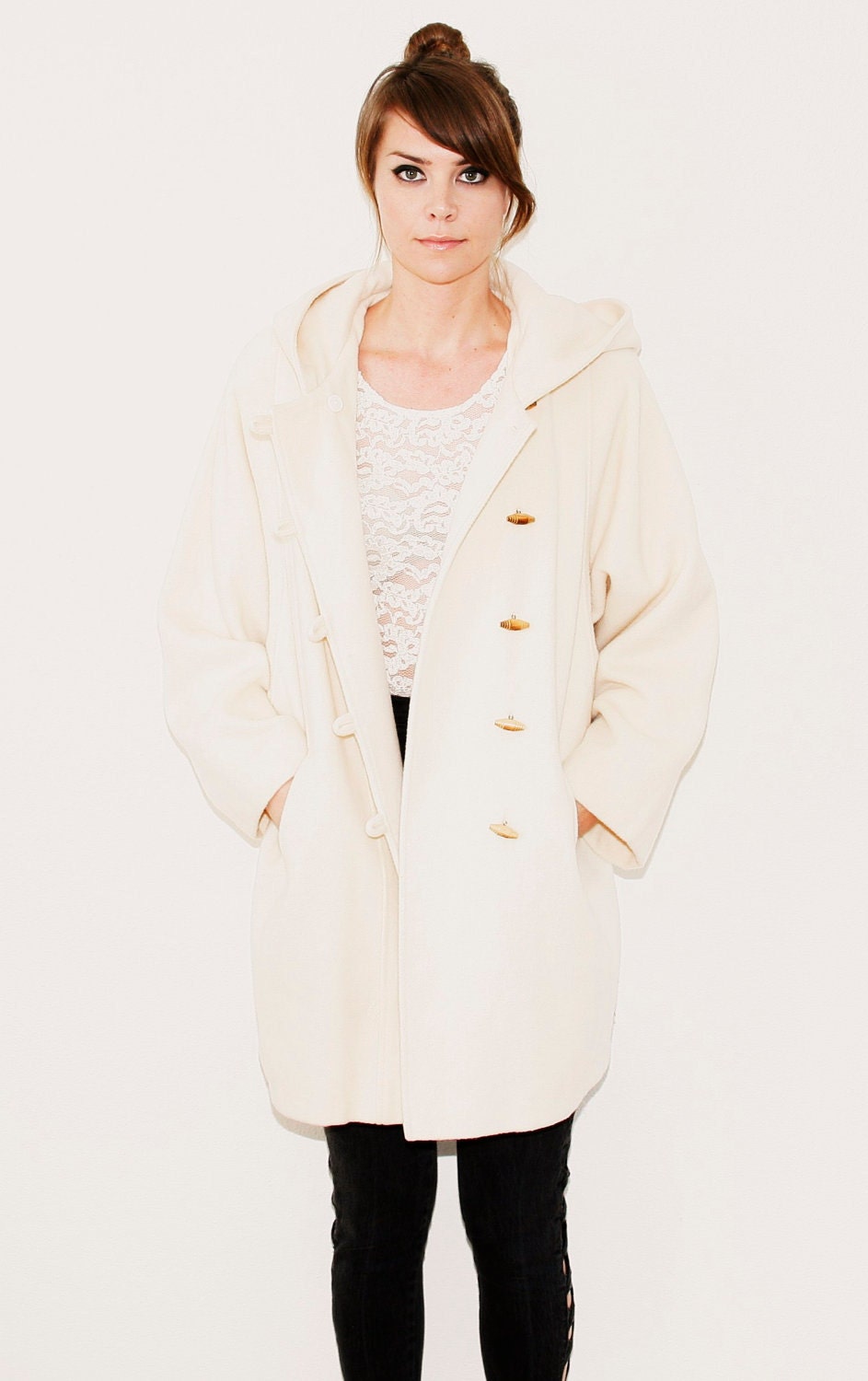 Toggle Coat Cream White Wool Hooded Vtg 80s