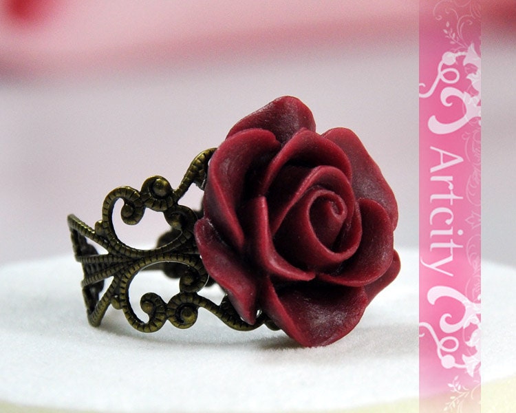 Vintage style Resin Red Rose Flower Adjustable Ring