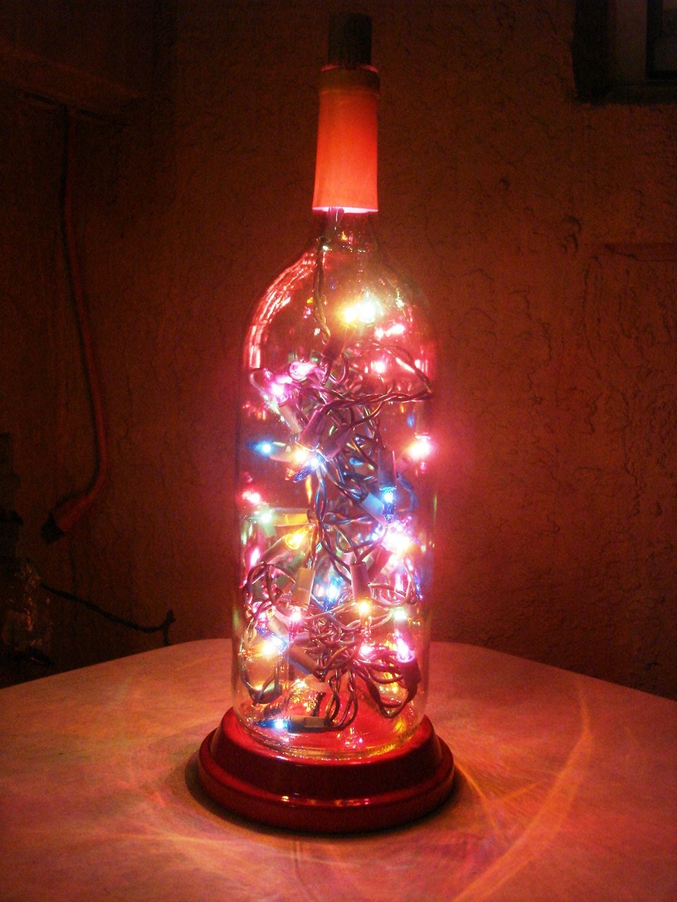 Table top bottle light with base