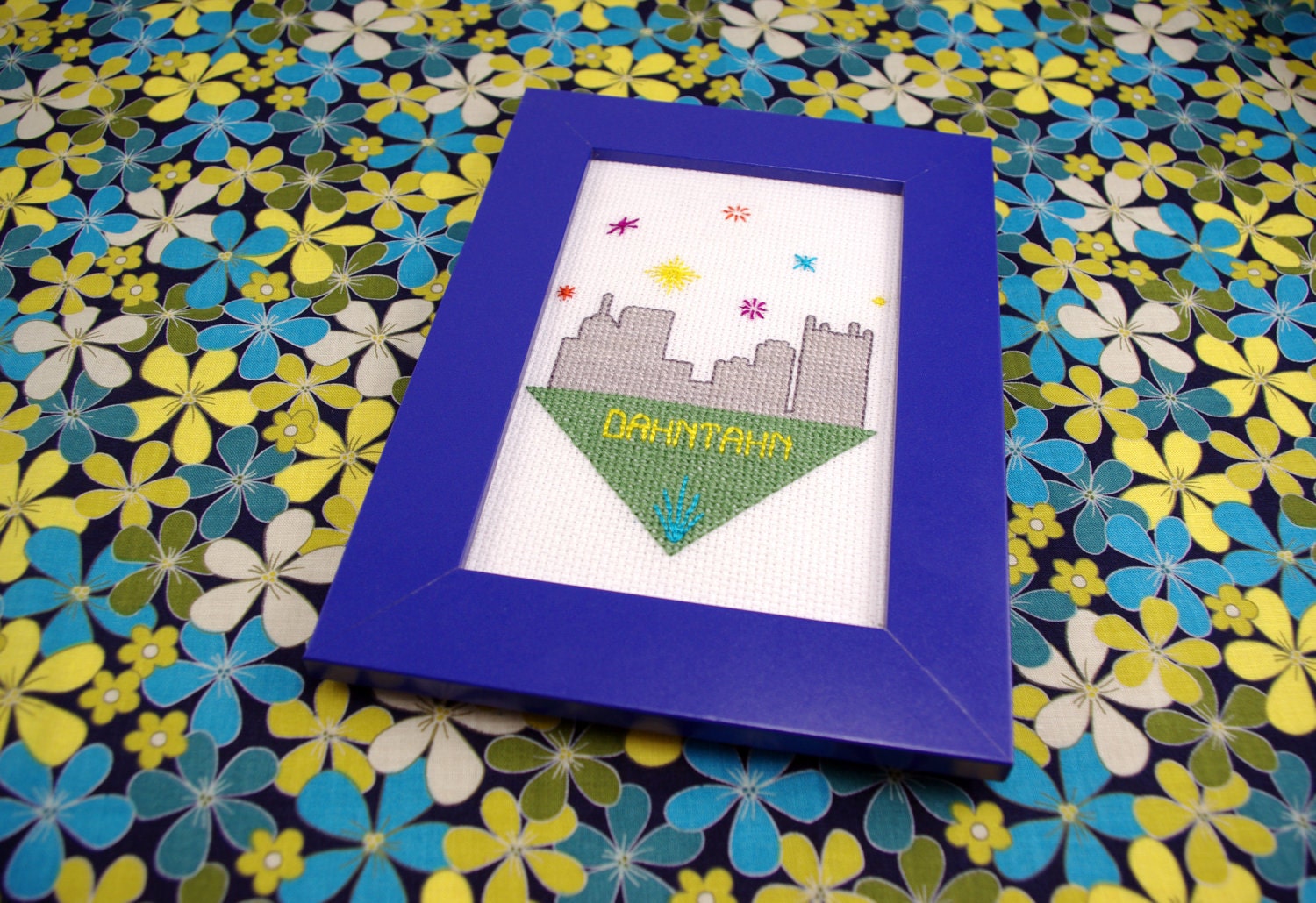 Pittsburgh Cross Stitch Pattern PDF - "Dahntahn"