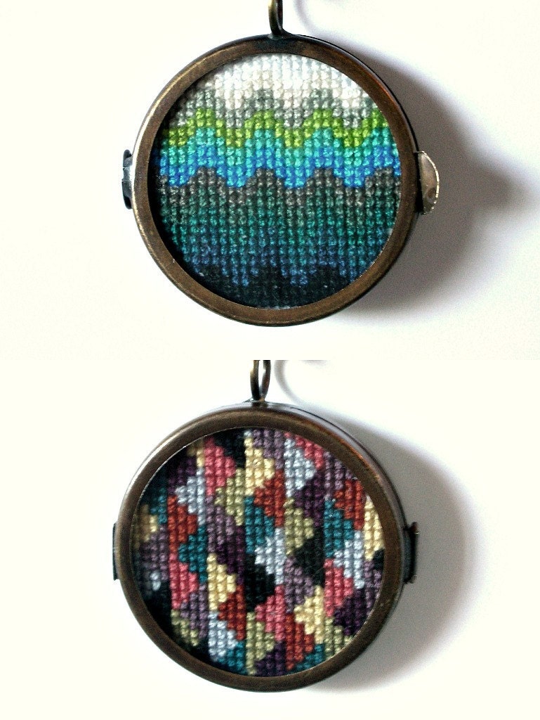 Double-Sided Ombre Cross Stitch Necklace