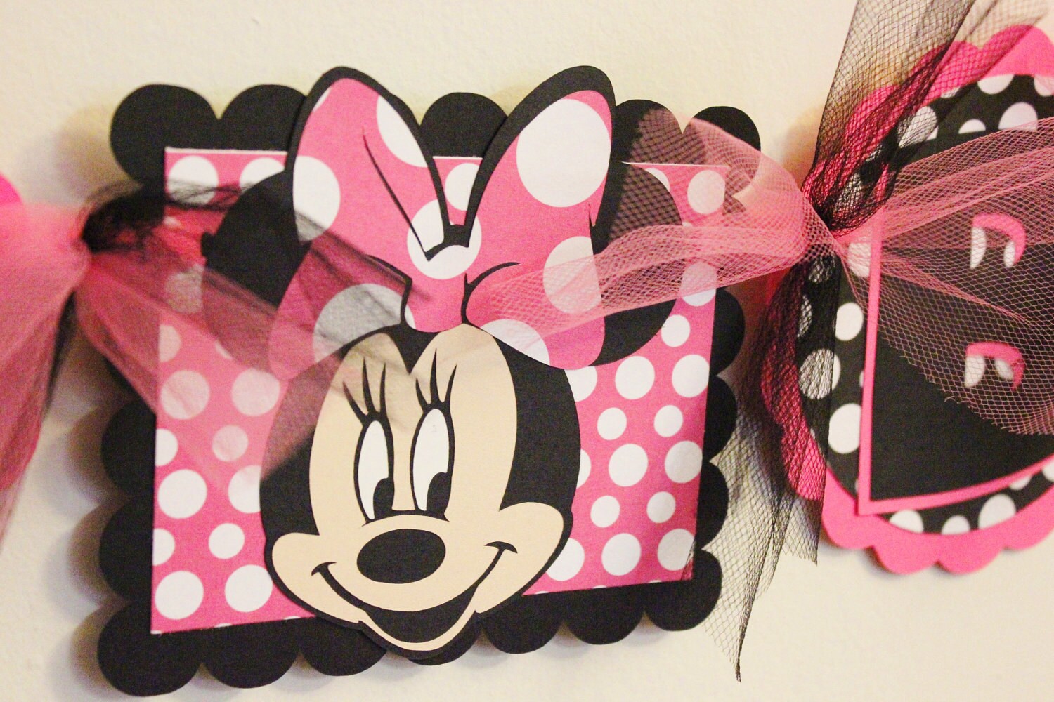 Minnie Mouse Birthday Banner in hot pink by SweetEventsBoutique