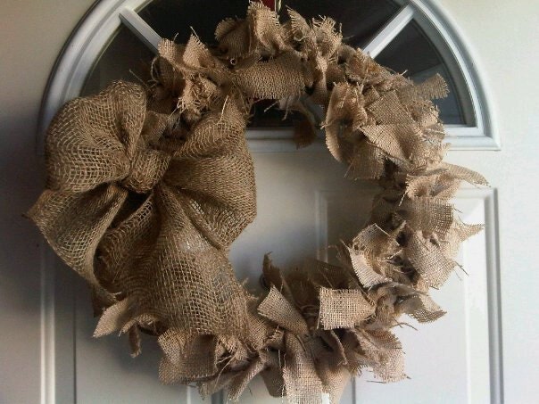 COUNTRY PRIMITIVE  natural burlap WREATH