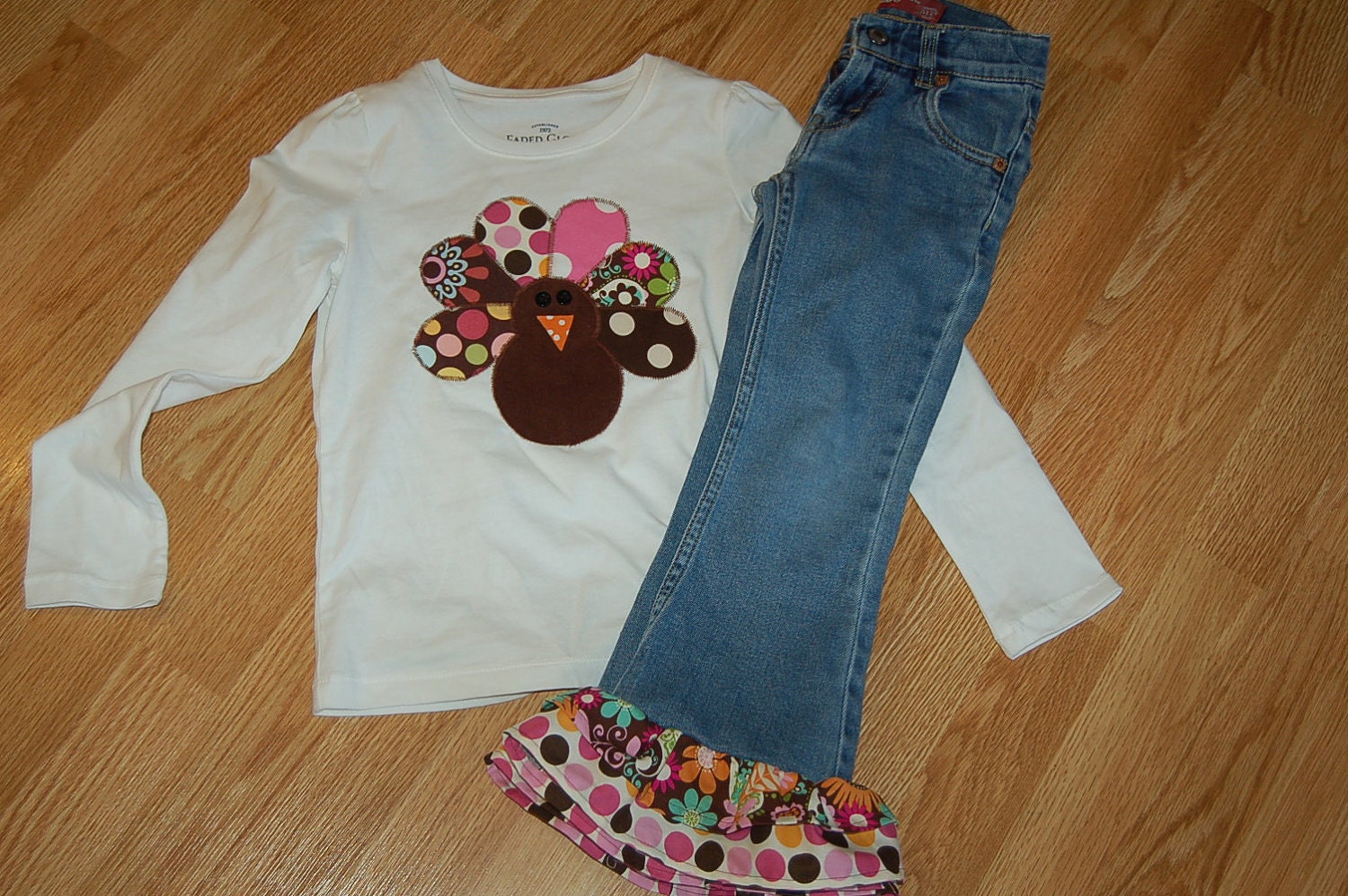 Girls Turkey set.... Shirt and ruffle jeans or skirt...size 0/3M - 12
