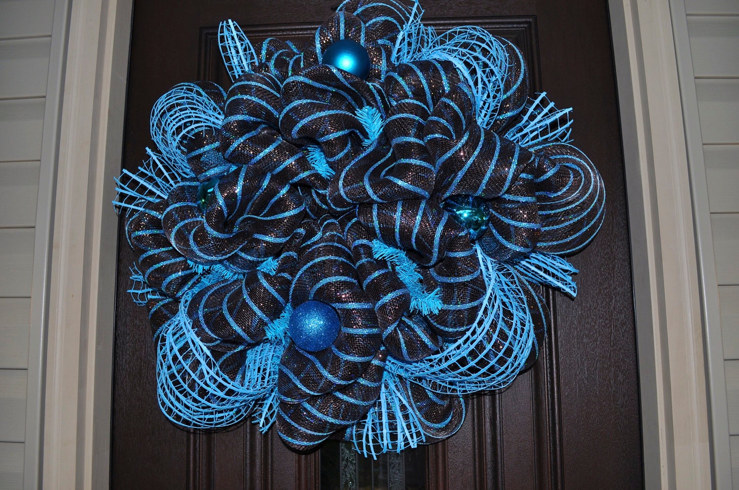 Deco Mesh Wreath, Wreath, Deco Mesh, Blue Wreath, Unique Wreath, OOAK Wreath, Holiday, Door Hanger