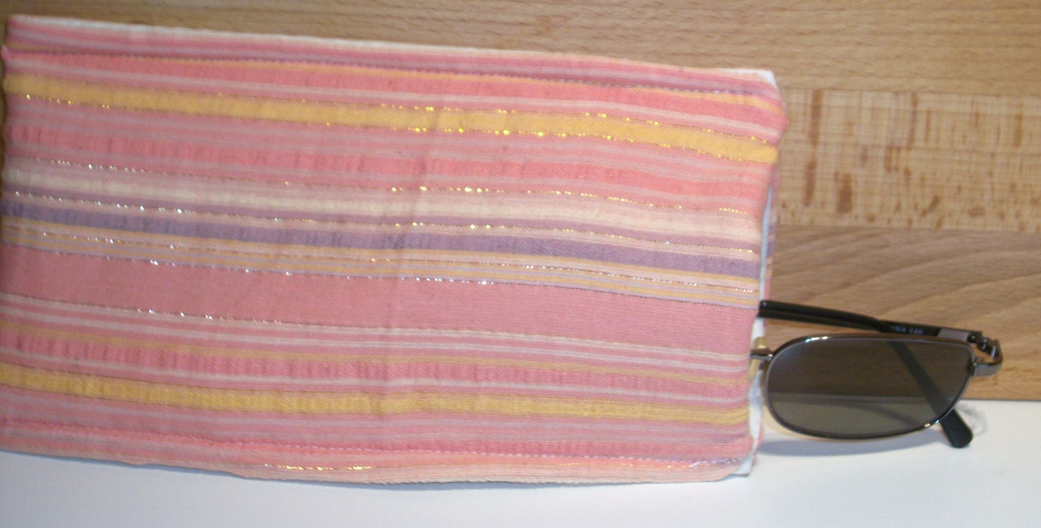 Spring Sunset Melon coral glittery sunglasses case