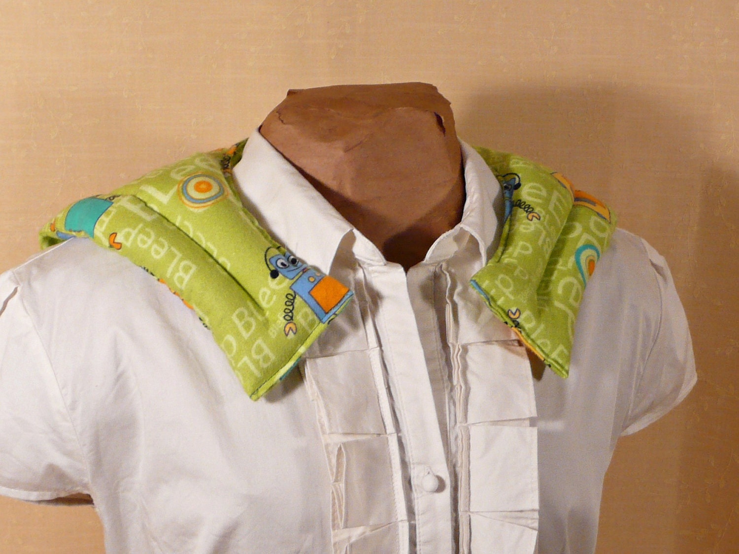 Whimsical Flannel Robot Flaxseed Shoulder Pillow