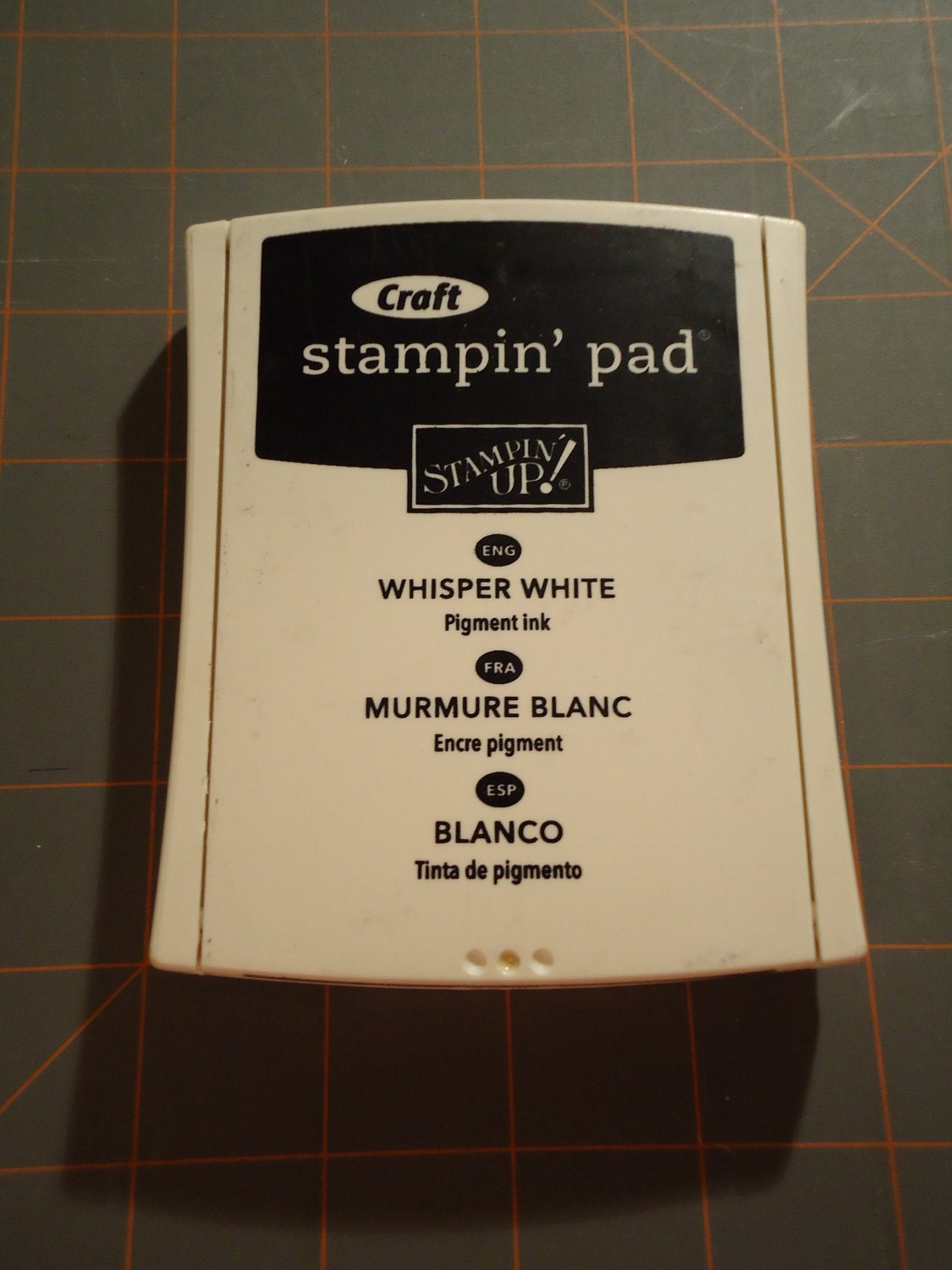 Stampin Up "Whisper White" Craft Ink Pad - Practically new Scrapbooking supplies Cardmaking Supplies