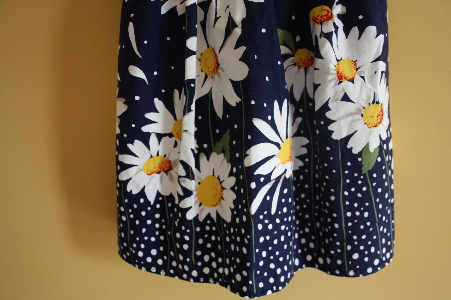 Reserved  Reserved Reserved Vintage navy blue daisy dress / puffed sleeves peter pan collar  / Size 4