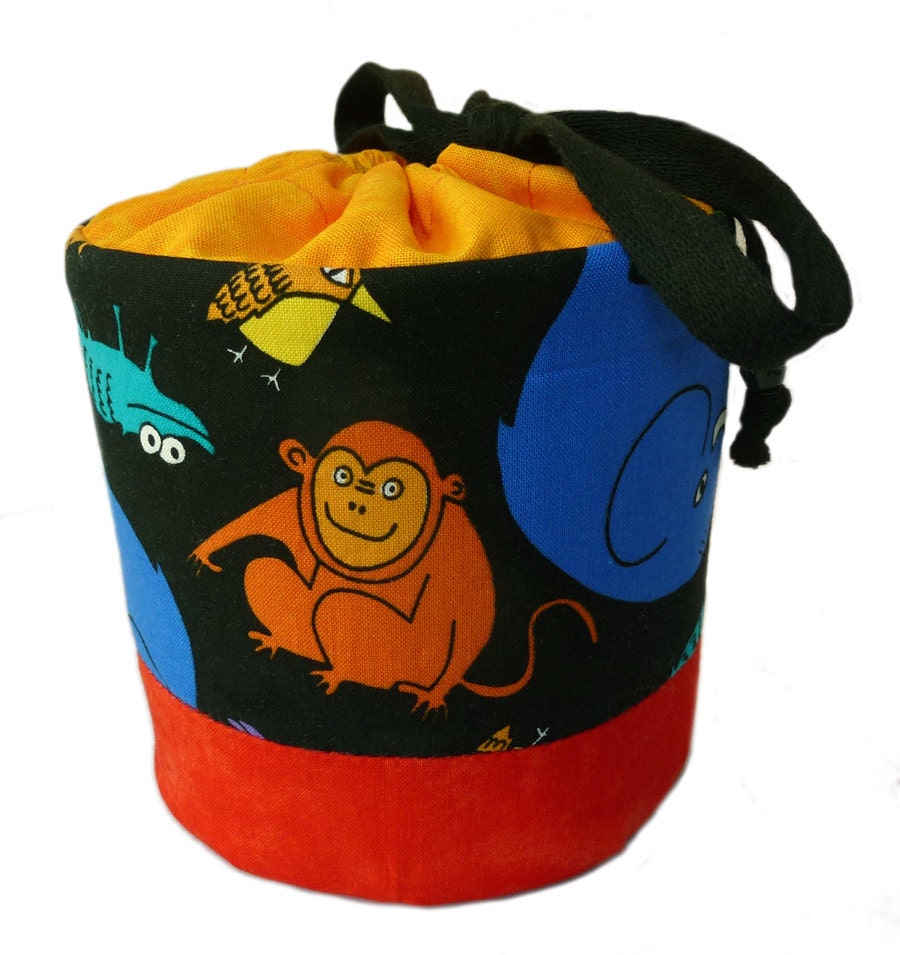 Animal kingdom toilet paper holder for children - DogPlayCrafts
