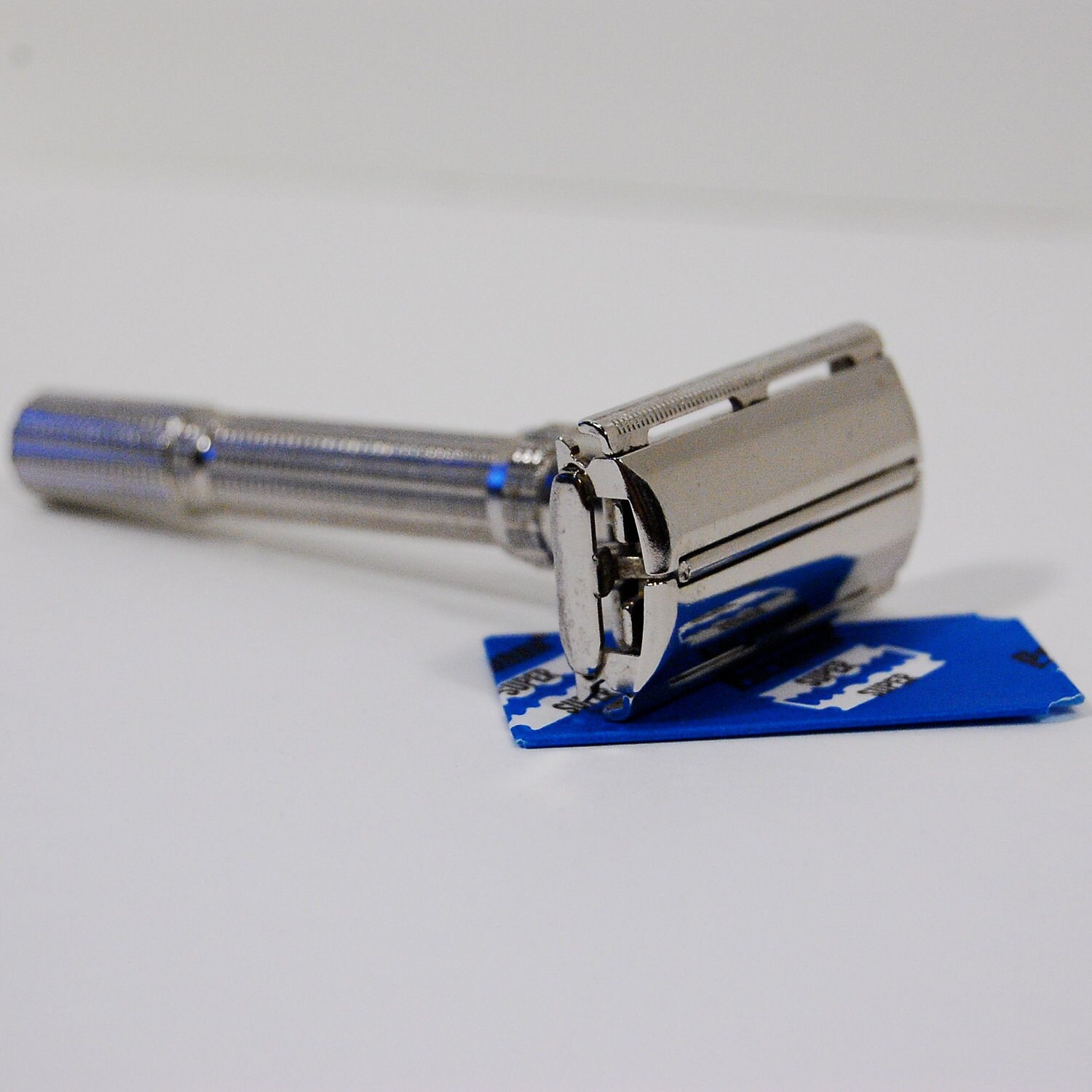 Gillette Slim Adjustable Double Edge Safety Razor