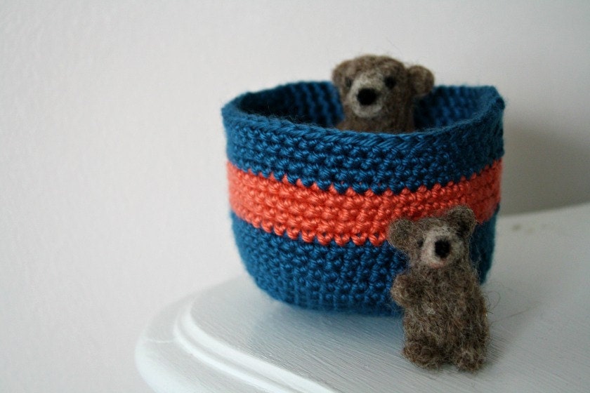 Coral Surf bowl/ blue and orange crochet basket/ crochet bowl/ colorblock container/ bedside catch all dish
