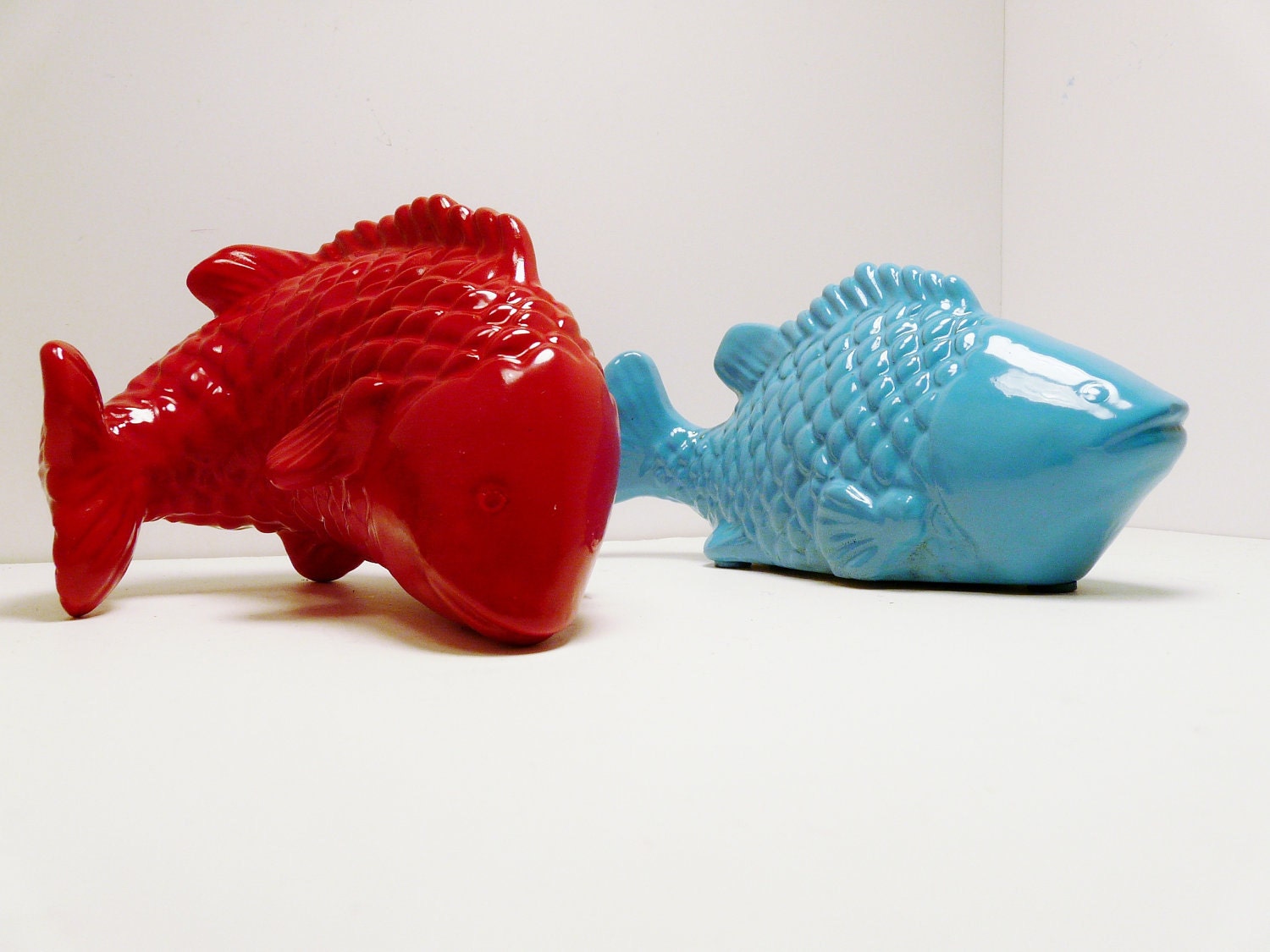 ceramic fish figurines  //  turquoise, red, aqua blue  //  upcycled ceramics  //  funky colorful collectibles  //  pop art