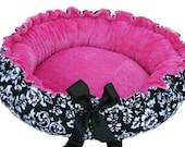 Damask Minky Pet Bed with Hot Pink Dot
