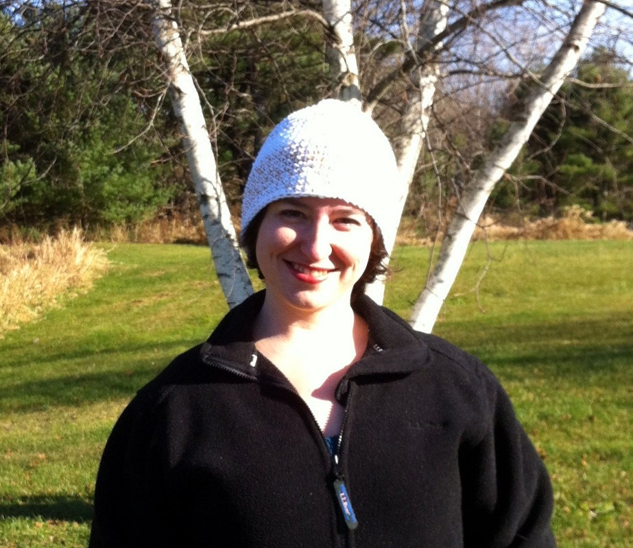 White and Gold Crochet Holiday Hat