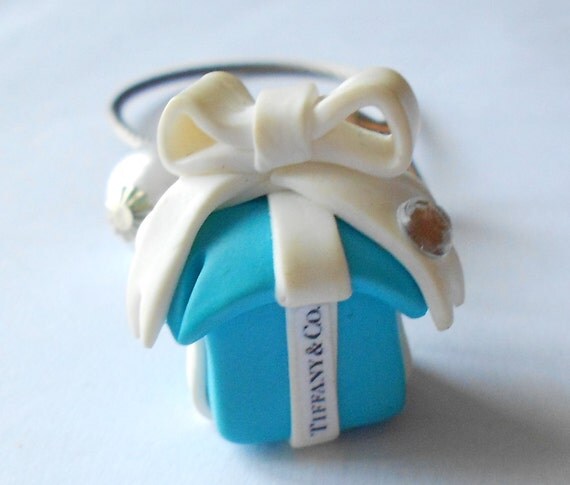 Items similar to White christmas Snowflake bracelet with genuine