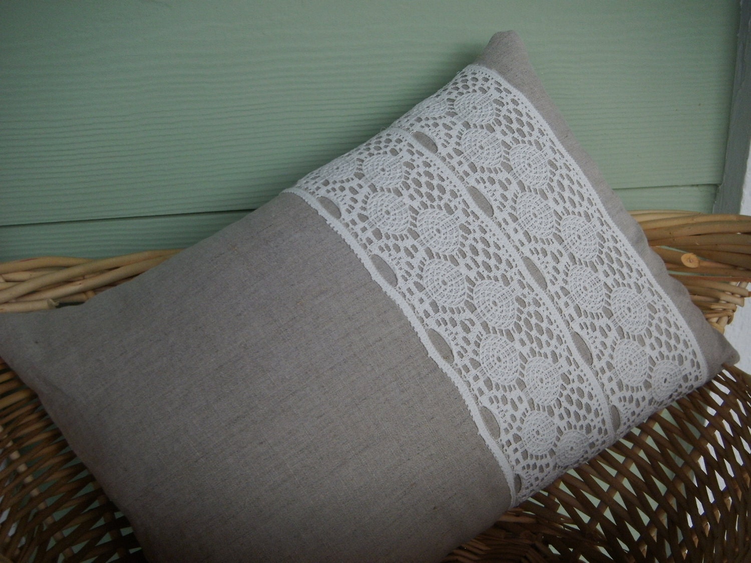 Linen and Lace Pillow Cover (16" x 12")