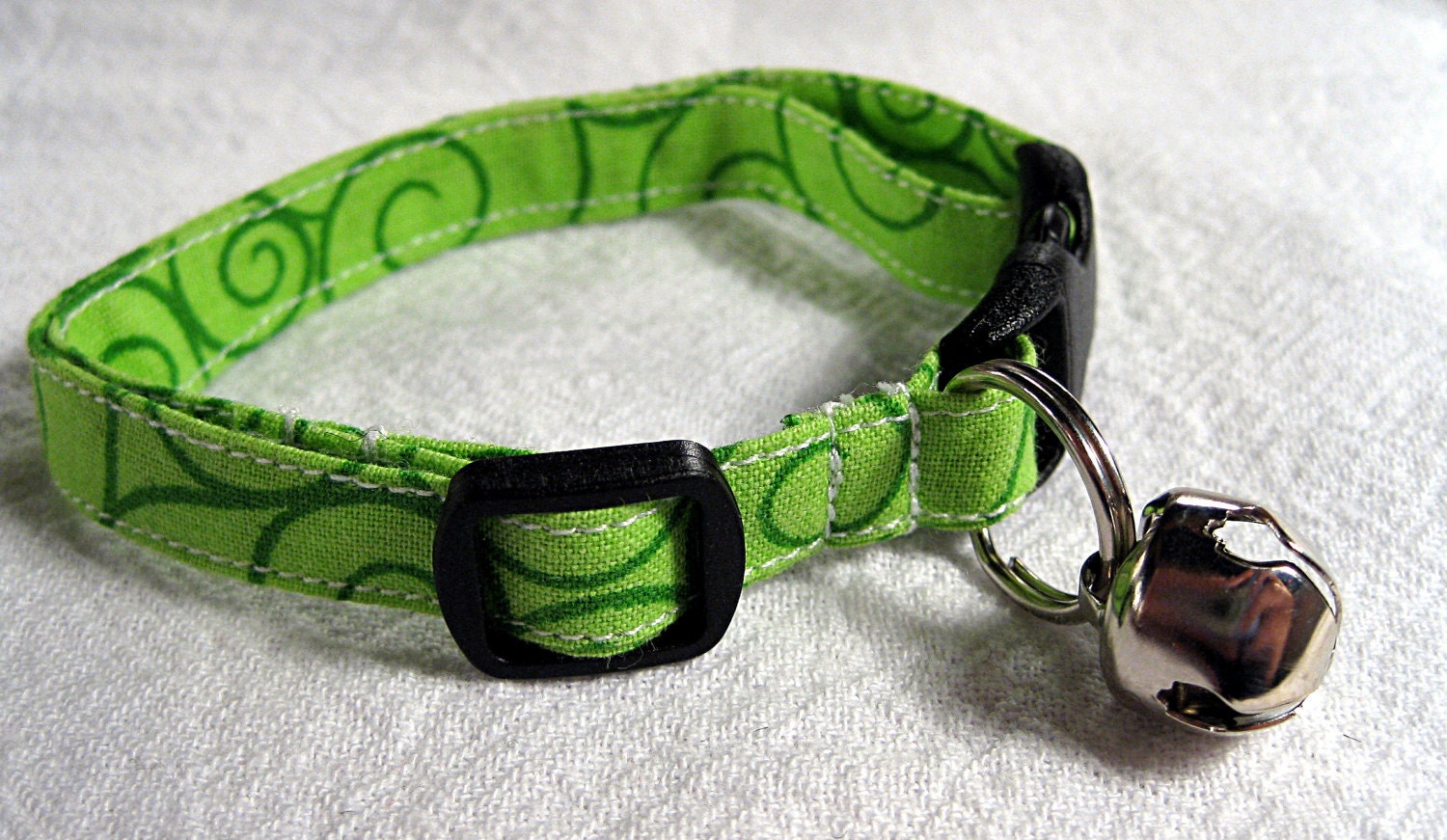 Bright Green Cat Collar with Dark Green Swirl Print
