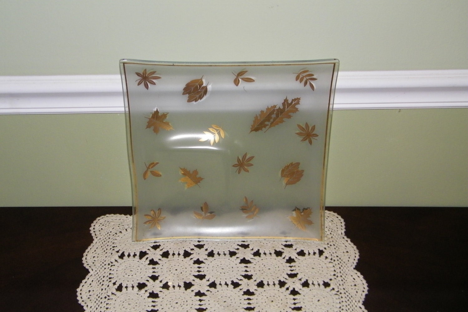 Retro Serving Platter made by Houze Glass to match the Libbey Golden Foliage Pattern