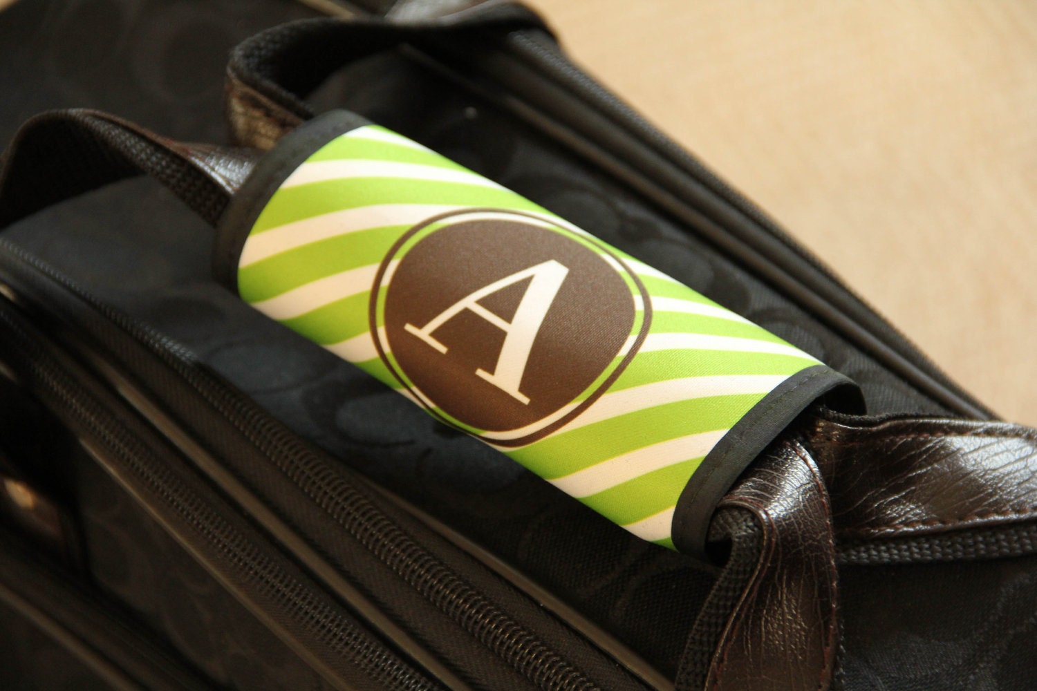 Personalized Luggage Finder Tag - Set of 2 - Many Colors and Designs Available