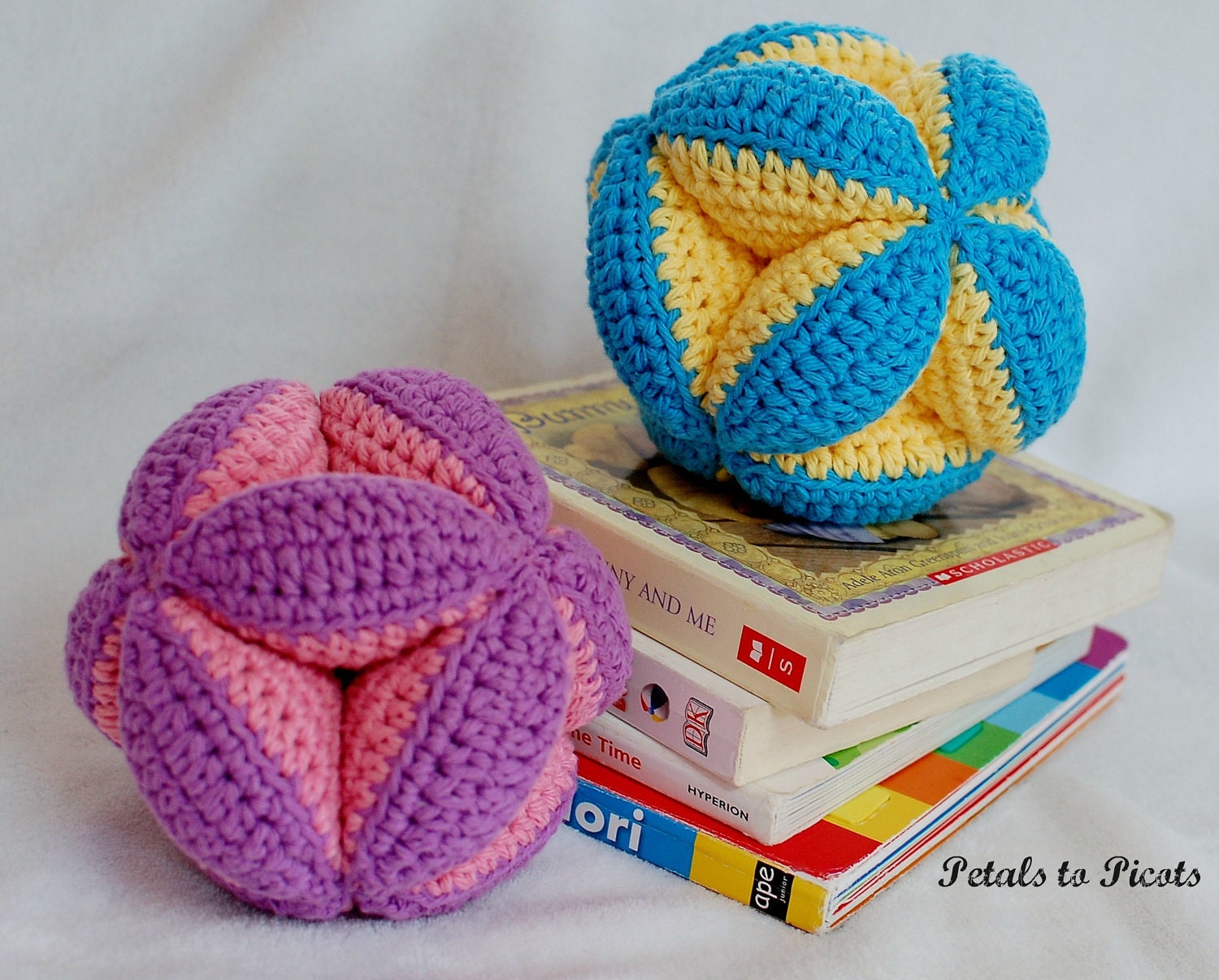 Immediate Download - Baby Clutch Ball Crochet Pattern (makes a great baby gift)