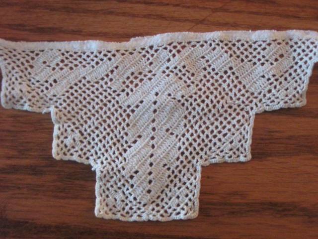Fine Gauge Vintage Filet Ivory Lace Trim/Edging, Almost 5 Feet Long