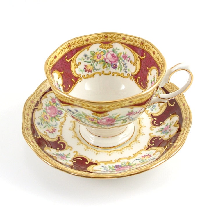 Cup similar cups Tea Albert Lady Hamilton Vintage Items  tea to royal vintage Saucer  Royal albert and