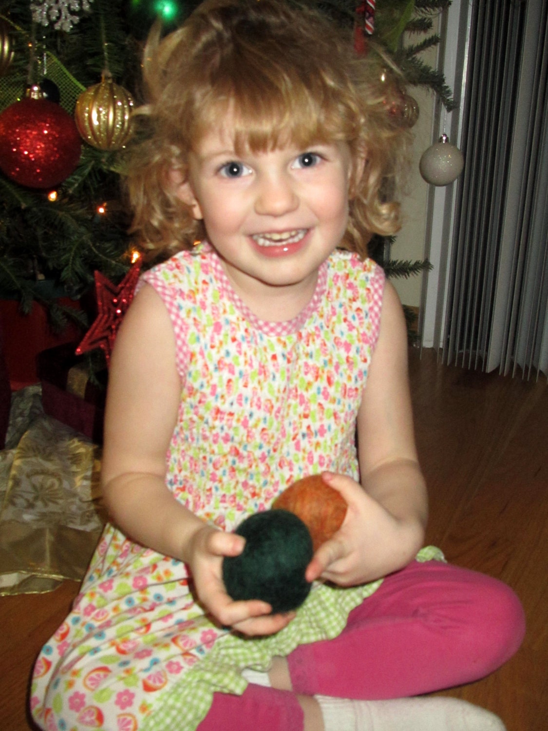 Medium WOOL Jingle Balls  - the completely natural and safe ball. So much fun