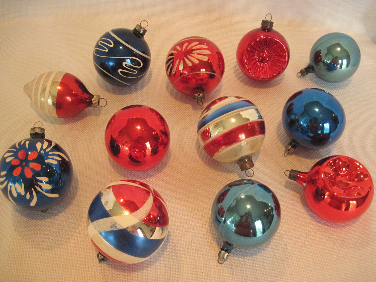 Patriotic Vintage Glass Christmas Holiday Tree Ornaments One Dozen