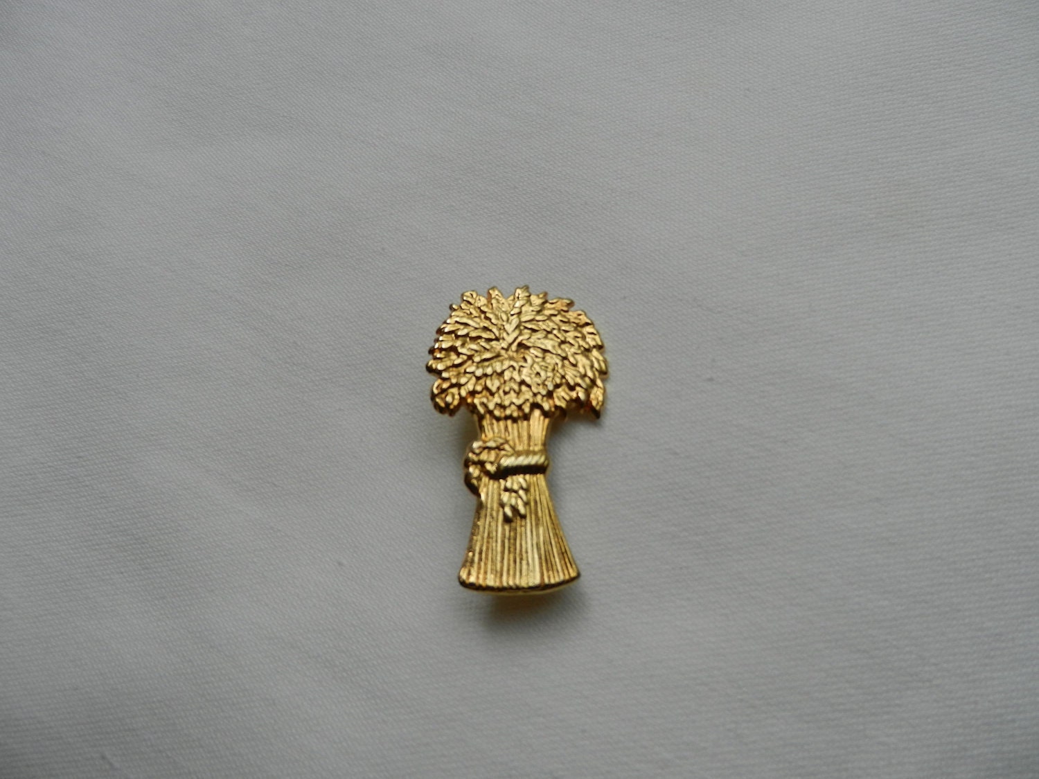 Antique Brooch, Gold-tone Sheaf of Wheat, Georgian 1836