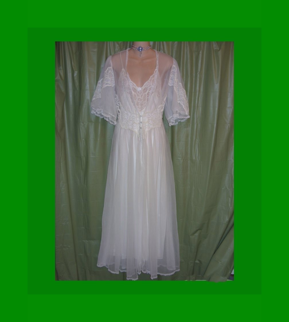 Vtg Gown Peignoir White wedding trousseau Set