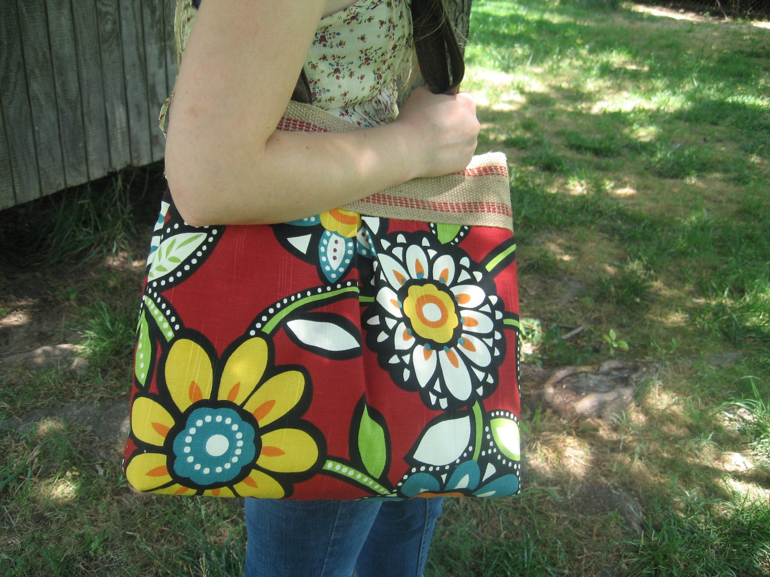 Red Floral A Line Pleated Handbag Purse Tote Bag with Red Jute Webbing