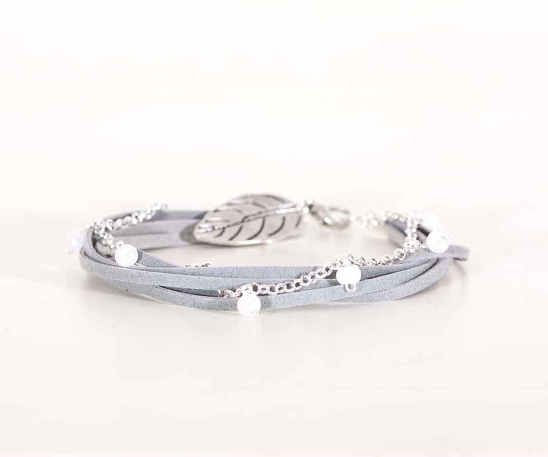 Bracelet. Handmade. In a gift box. ooak