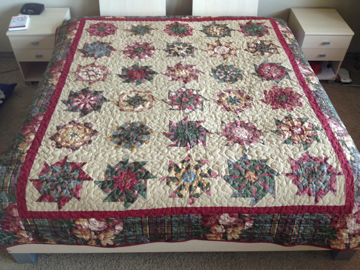 Queen size Kaleidescope Burgandy and Tan Quilt
