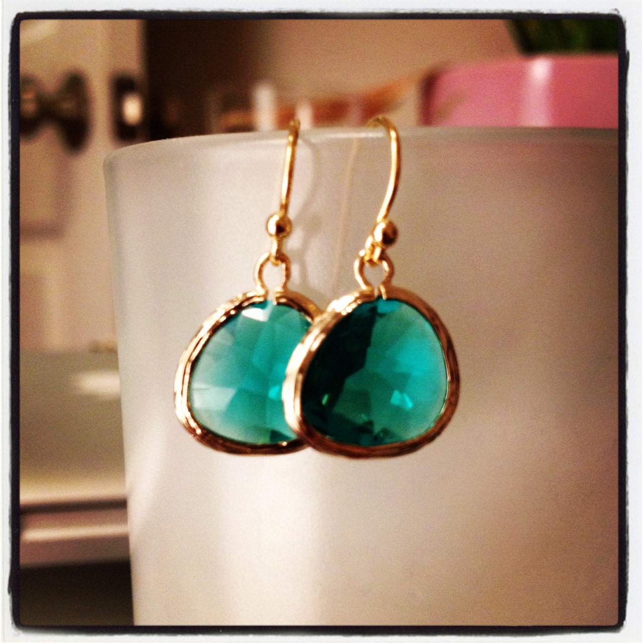 Amy Earrings (Gold) - Emerald