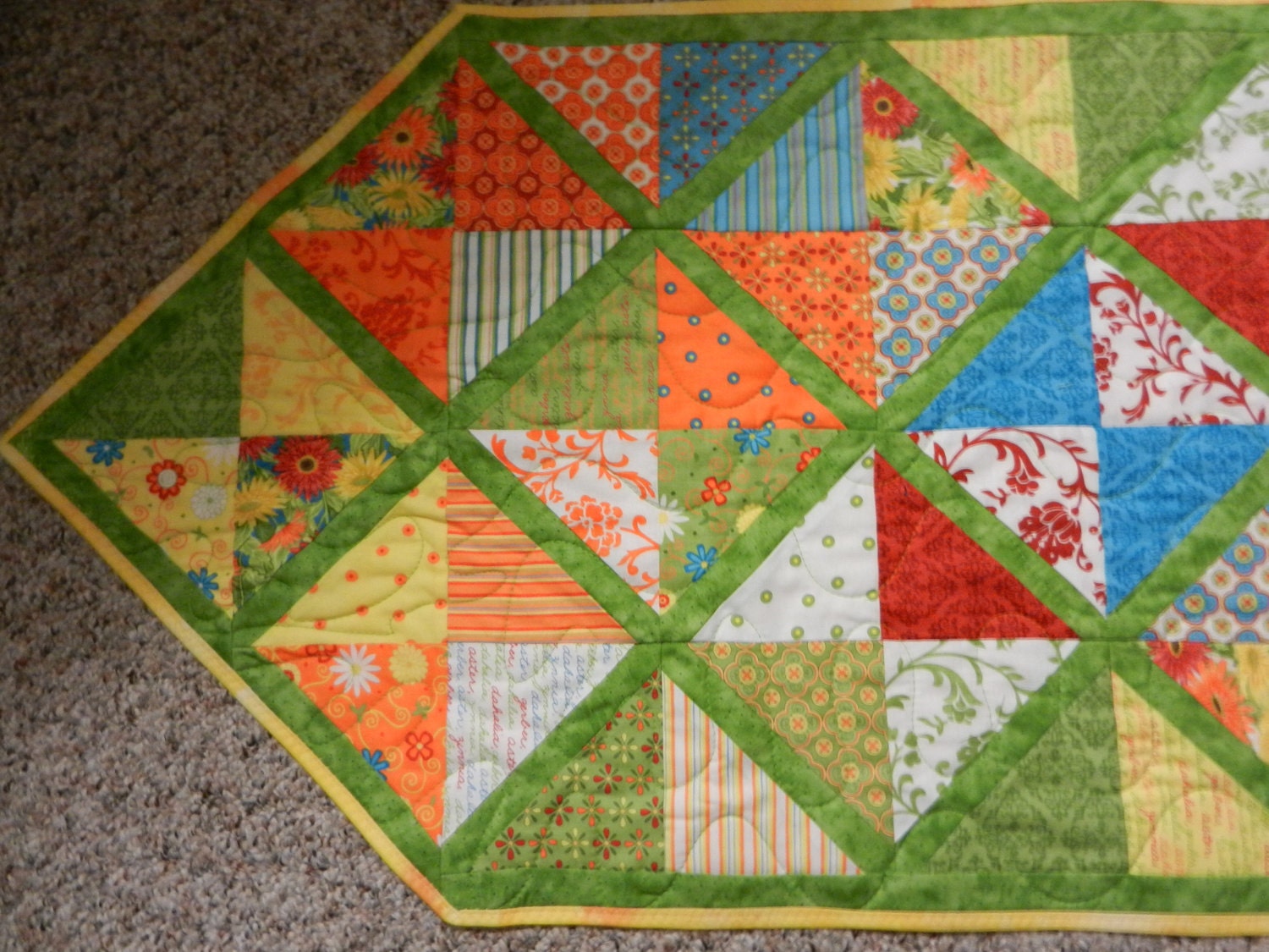 Tablerunner Garden Trellis