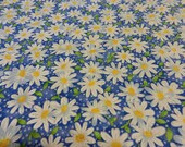 Table Runner Daisies